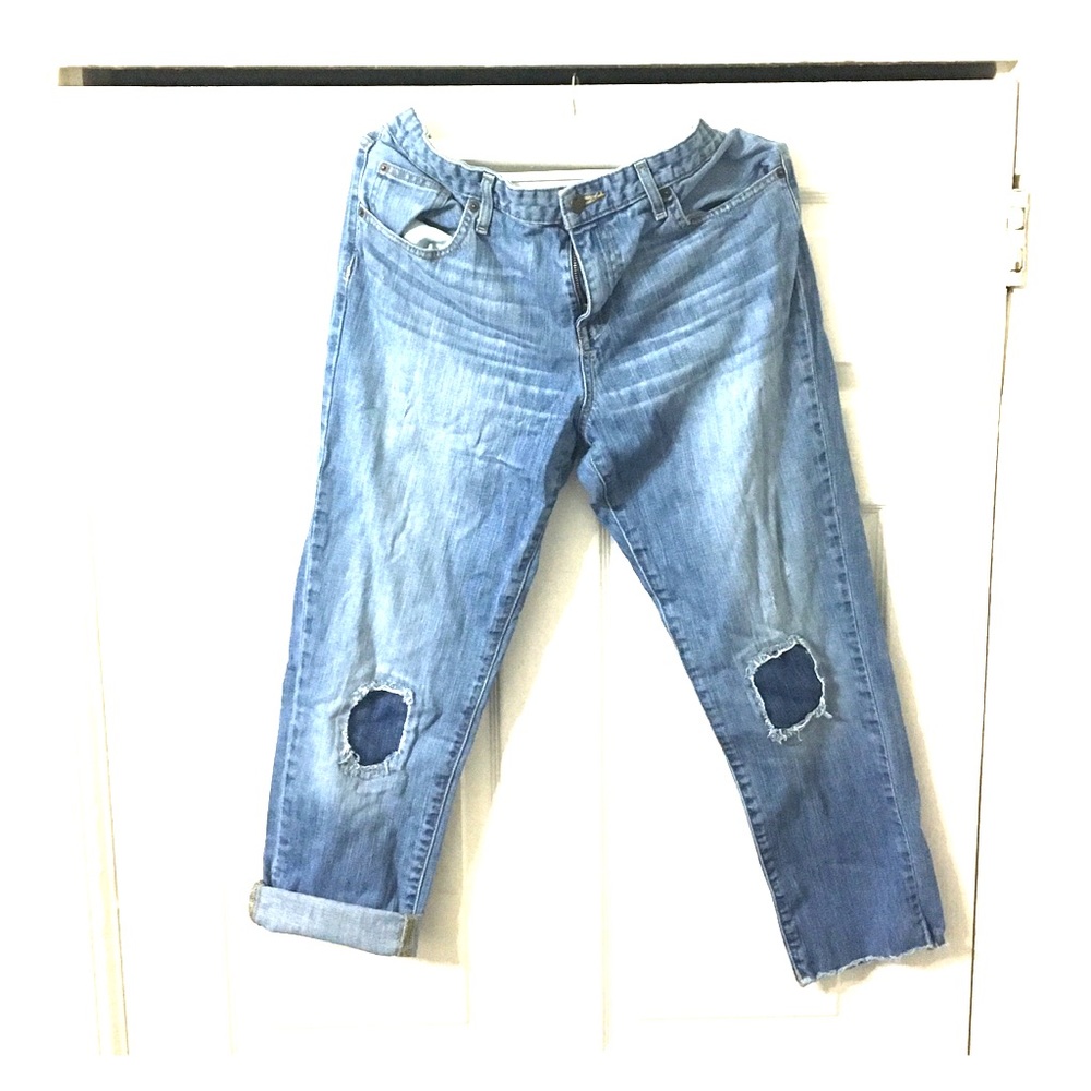 Loose Fit Women’s Boyfriend Jeans